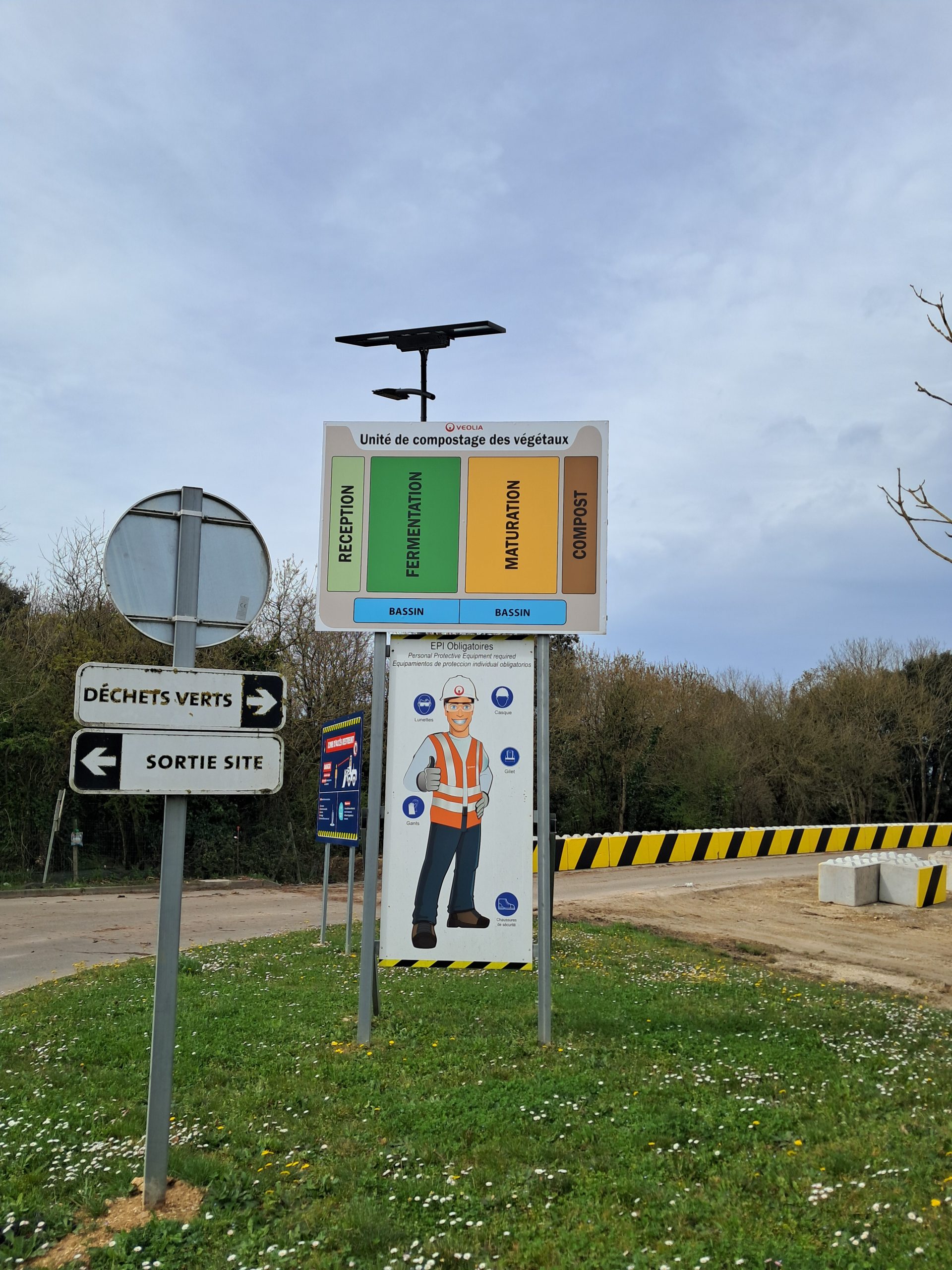 Sécurité plateforme compostage végétaux Echillais CMVD